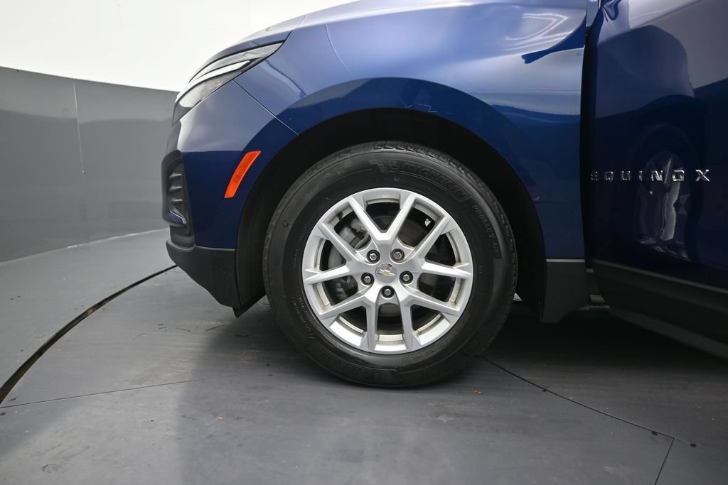 Used 2023 Chevrolet Equinox LS FWD image 13