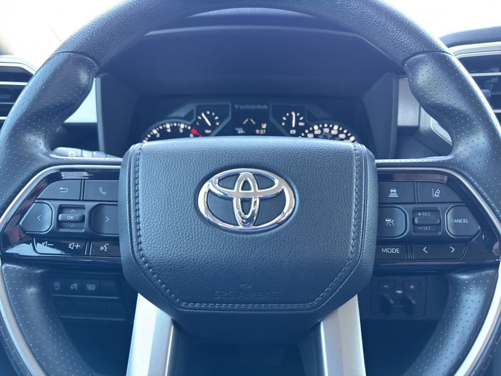 Used 2022 Toyota Tundra SR5 AWD/4WD image 14