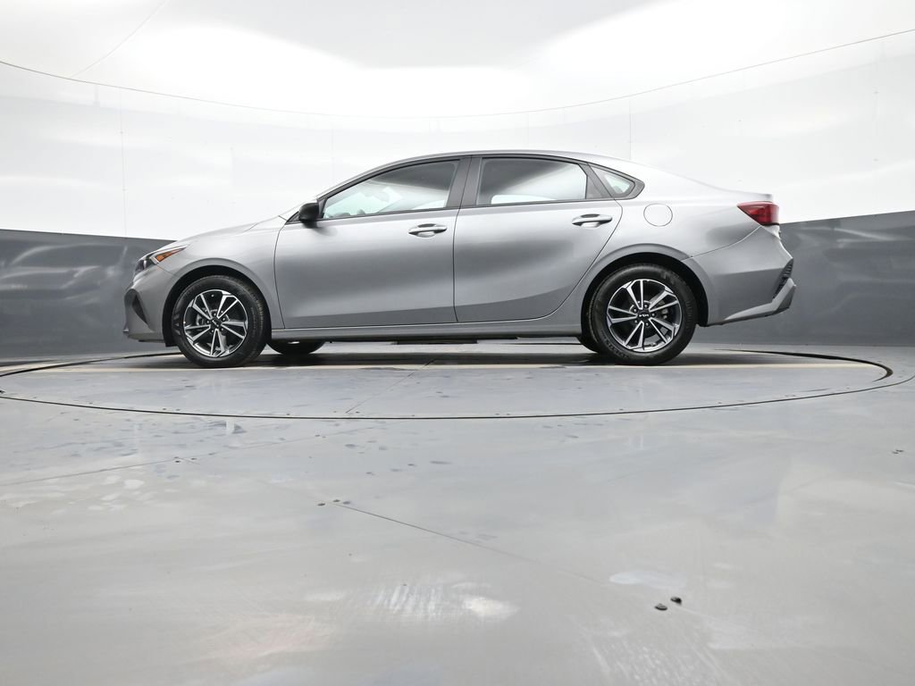 Certified 2024 Kia Forte LXS w/ LXS Technology Package image 31