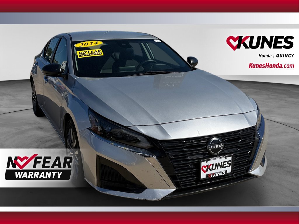 Used 2024 Nissan Altima 2.5 SV FWD image 1