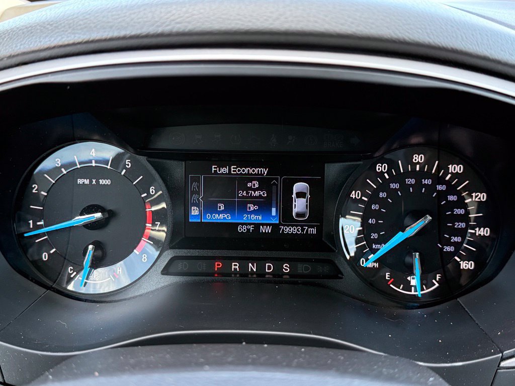 Used 2015 Ford Fusion SE w/ Equipment Group 201A FWD image 7