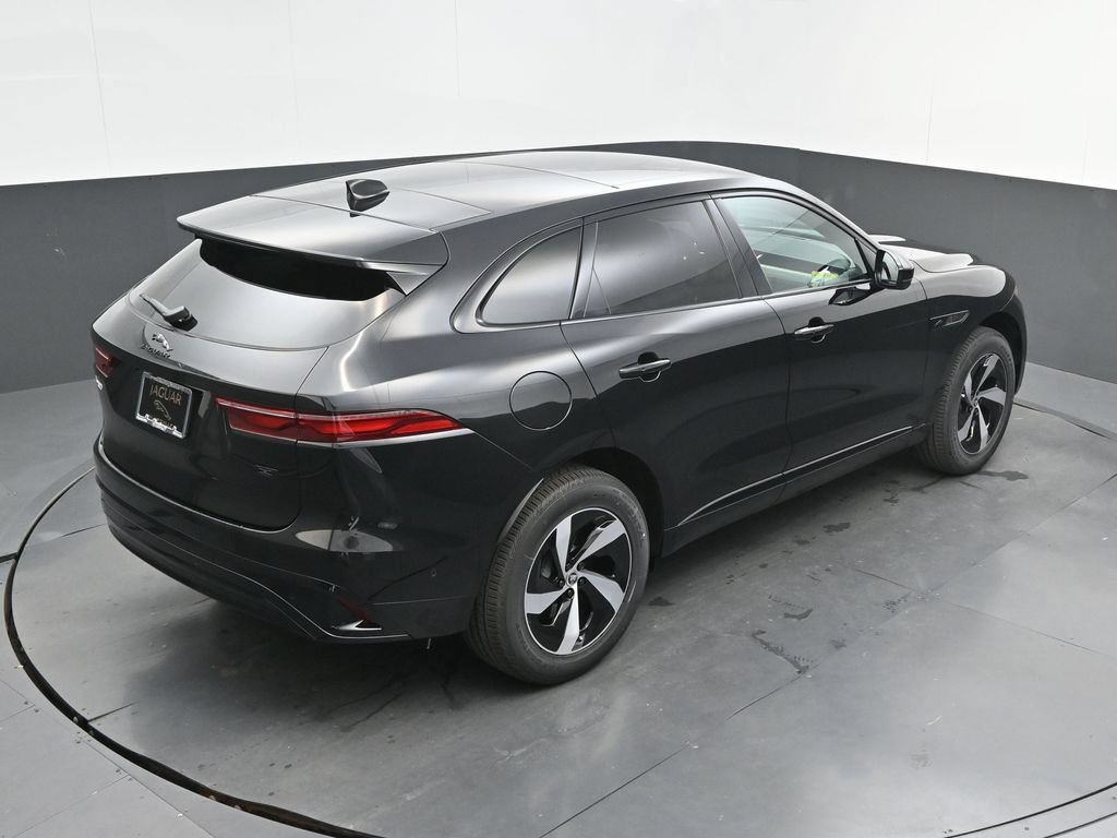 New 2026 Jaguar F-PACE R-Dynamic S AWD/4WD image 34
