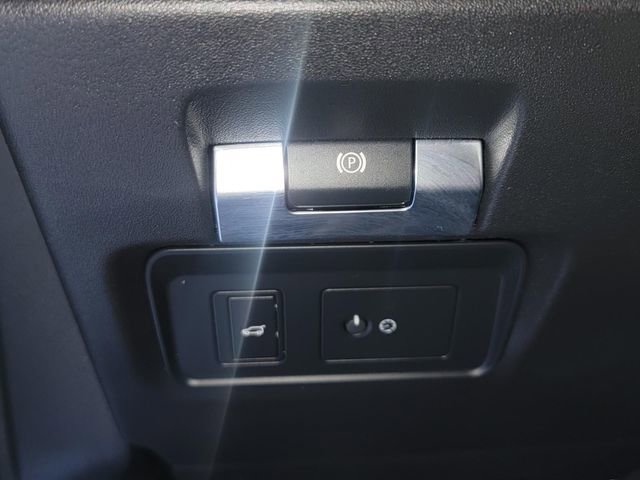 Used 2021 Land Rover Discovery Sport S image 26