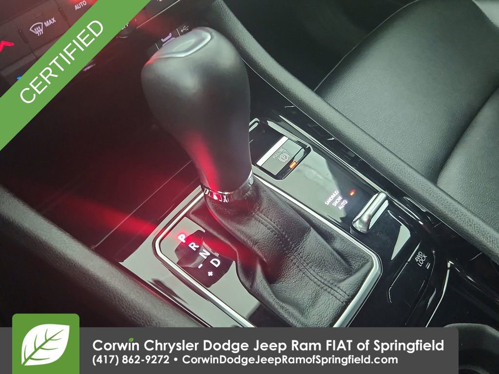 Used 2024 Jeep Compass Limited image 27