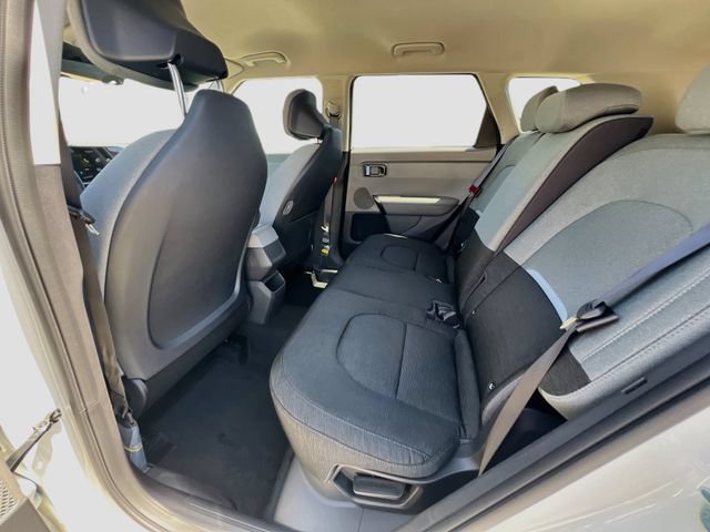 New 2027 Kia Seltos S FWD image 23