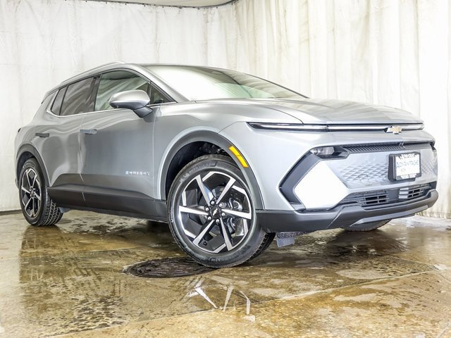 New 2026 Chevrolet Equinox EV LT video 2