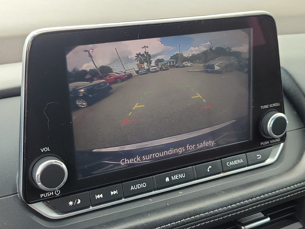 Certified 2023 Nissan Rogue SV FWD image 25