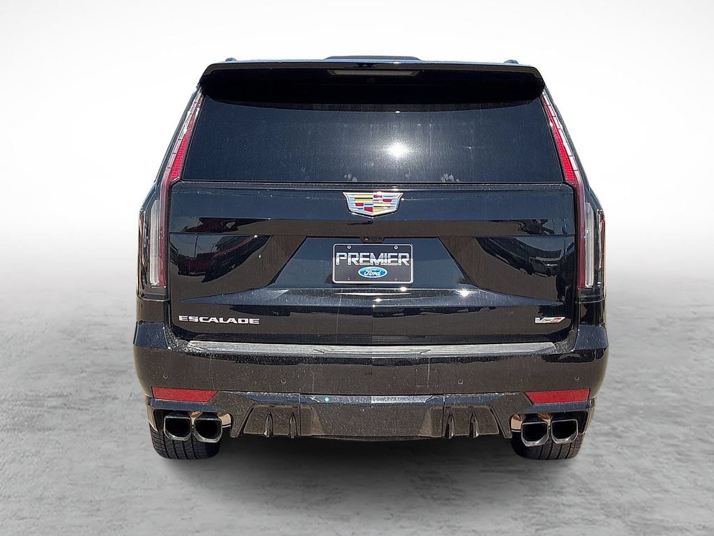 Used 2024 Cadillac Escalade V w/ Heavy-Duty Trailer Package AWD/4WD image 9