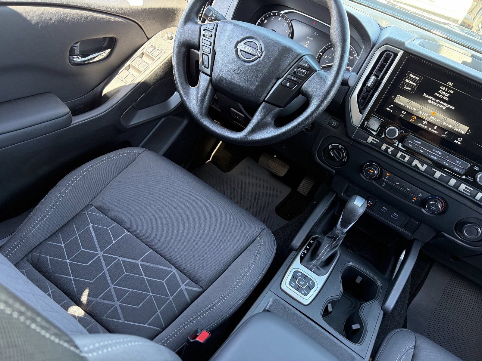New 2026 Nissan Frontier SV w/ Tow Package AWD/4WD image 15