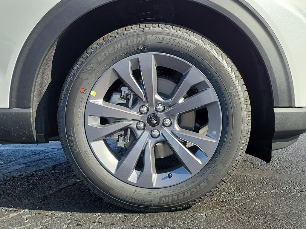 New 2026 Ford Explorer Active w/ Active Comfort Package image 9