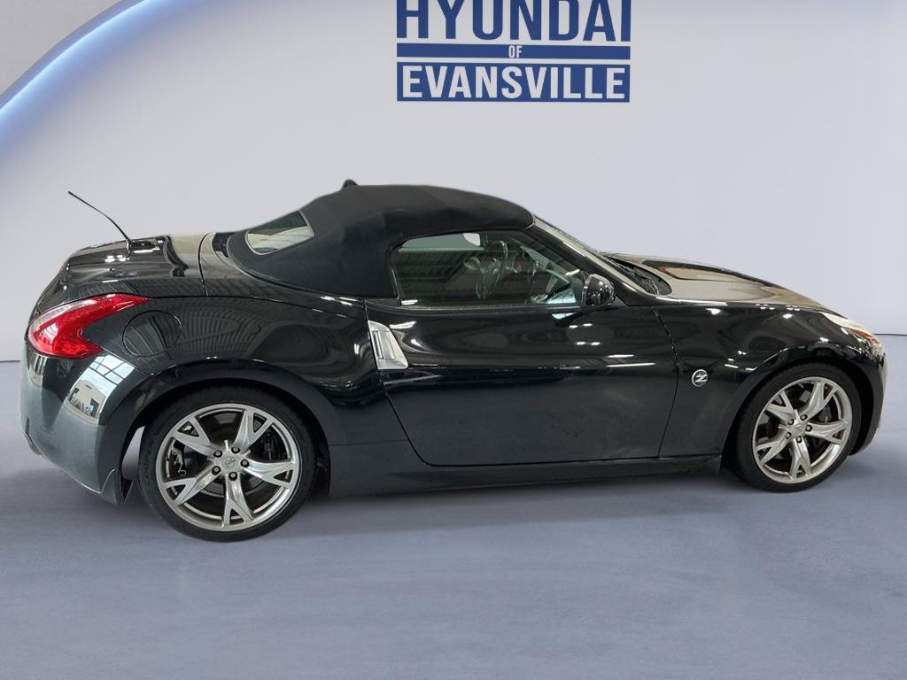 Used 2012 Nissan 370Z Touring w/ Sport Pkg RWD image 4