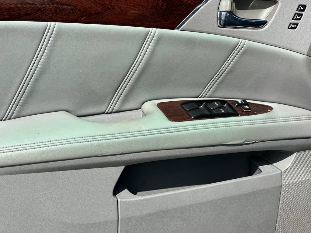 Used 2008 Toyota Avalon Limited FWD image 11