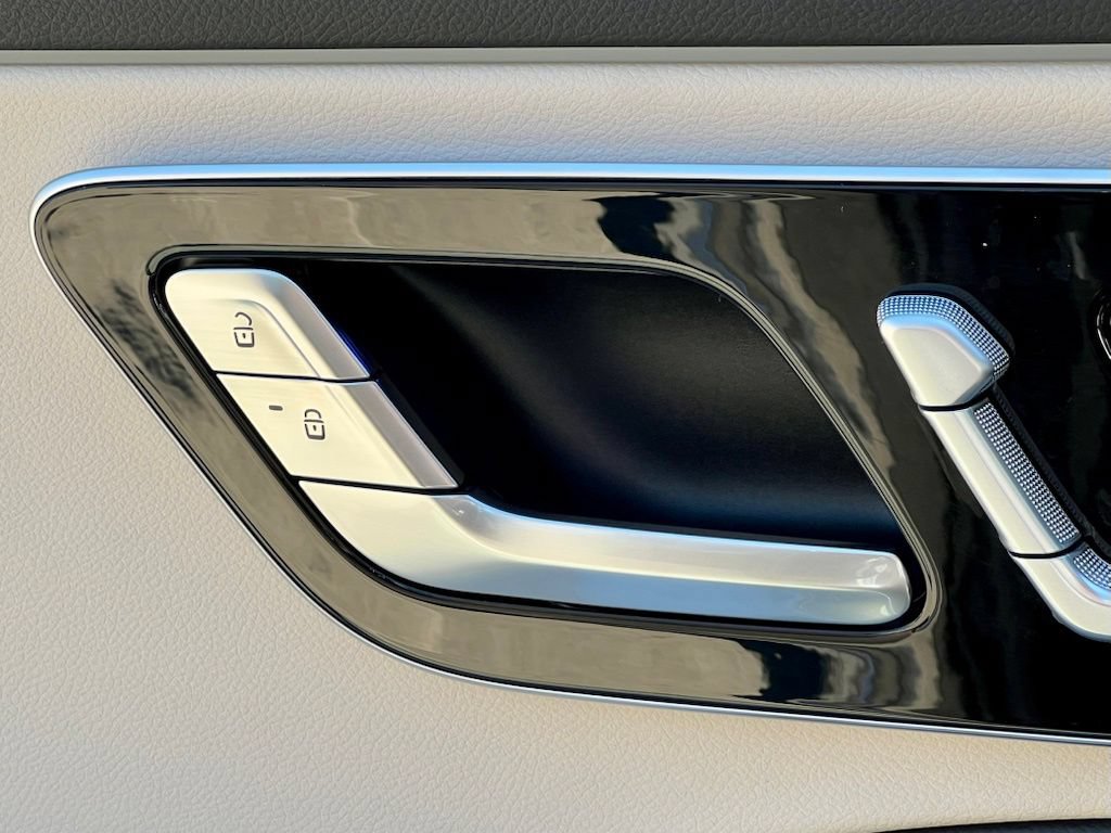Certified 2026 Mercedes-Benz E 350 4MATIC Sedan image 33