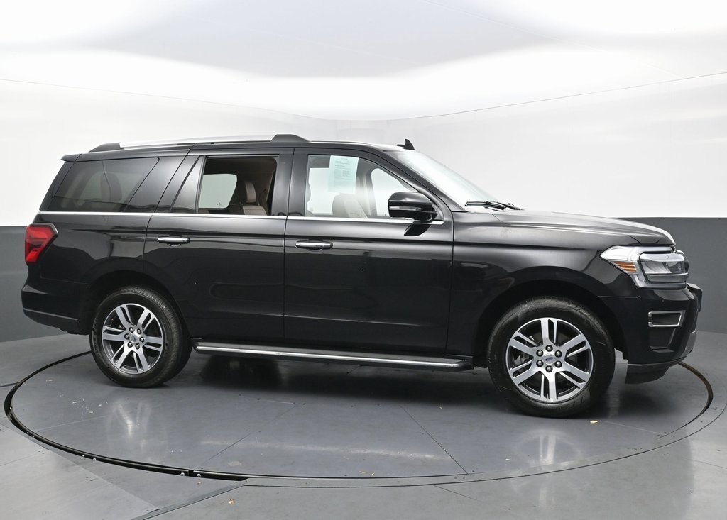 Used 2023 Ford Expedition Limited image 6