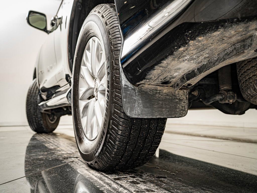 Used 2023 Lexus GX 460 Premium w/ Premium Package image 46