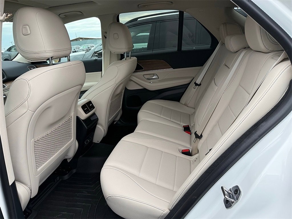 Used 2025 Mercedes-Benz GLE 350 4MATIC image 15