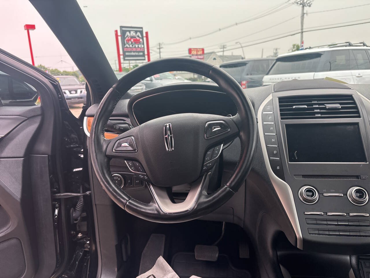 Used 2017 Lincoln MKC Reserve AWD/4WD image 27