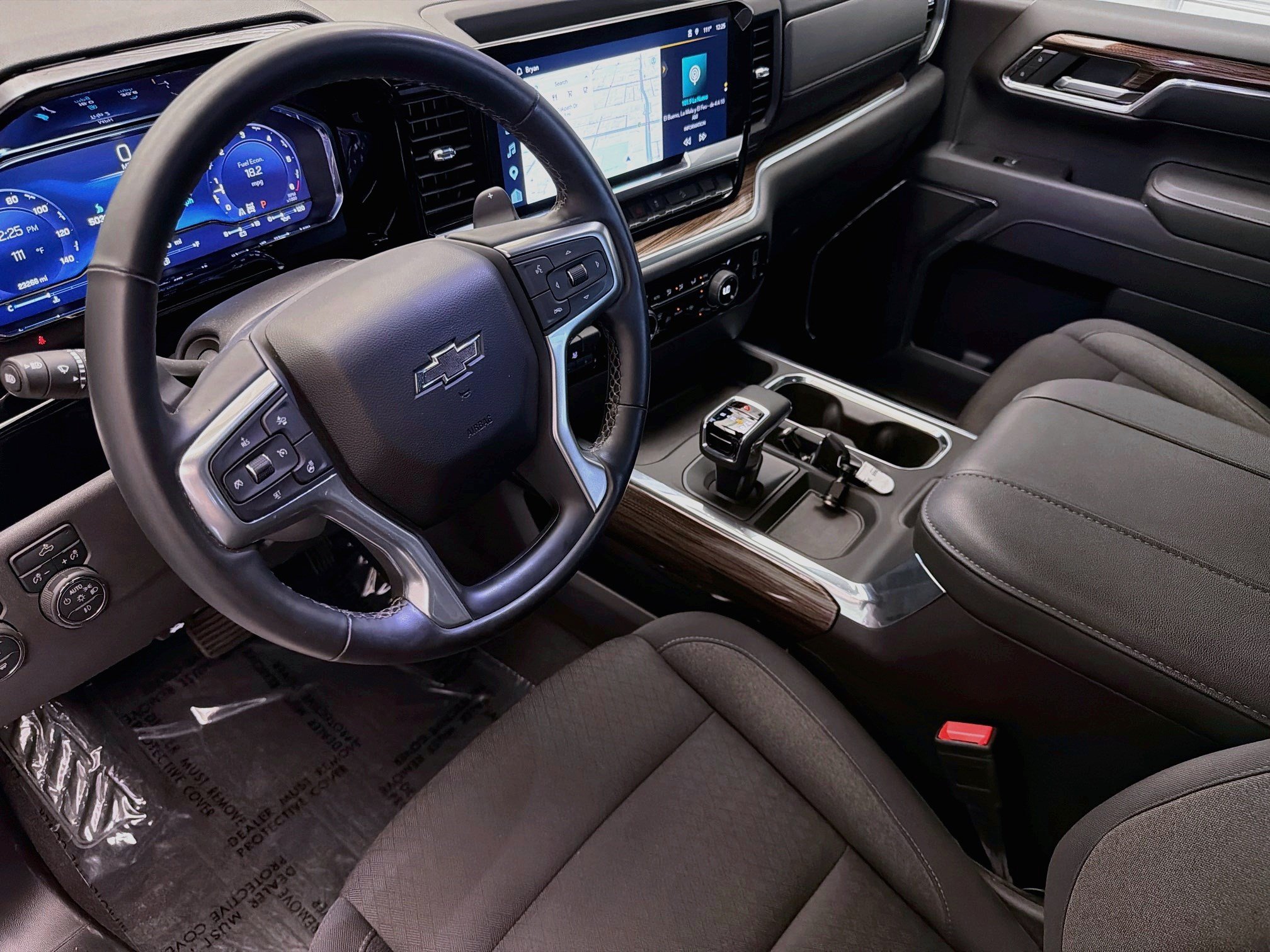 Used 2025 Chevrolet Silverado 1500 LT Trail Boss w/ Protection Package AWD/4WD image 7