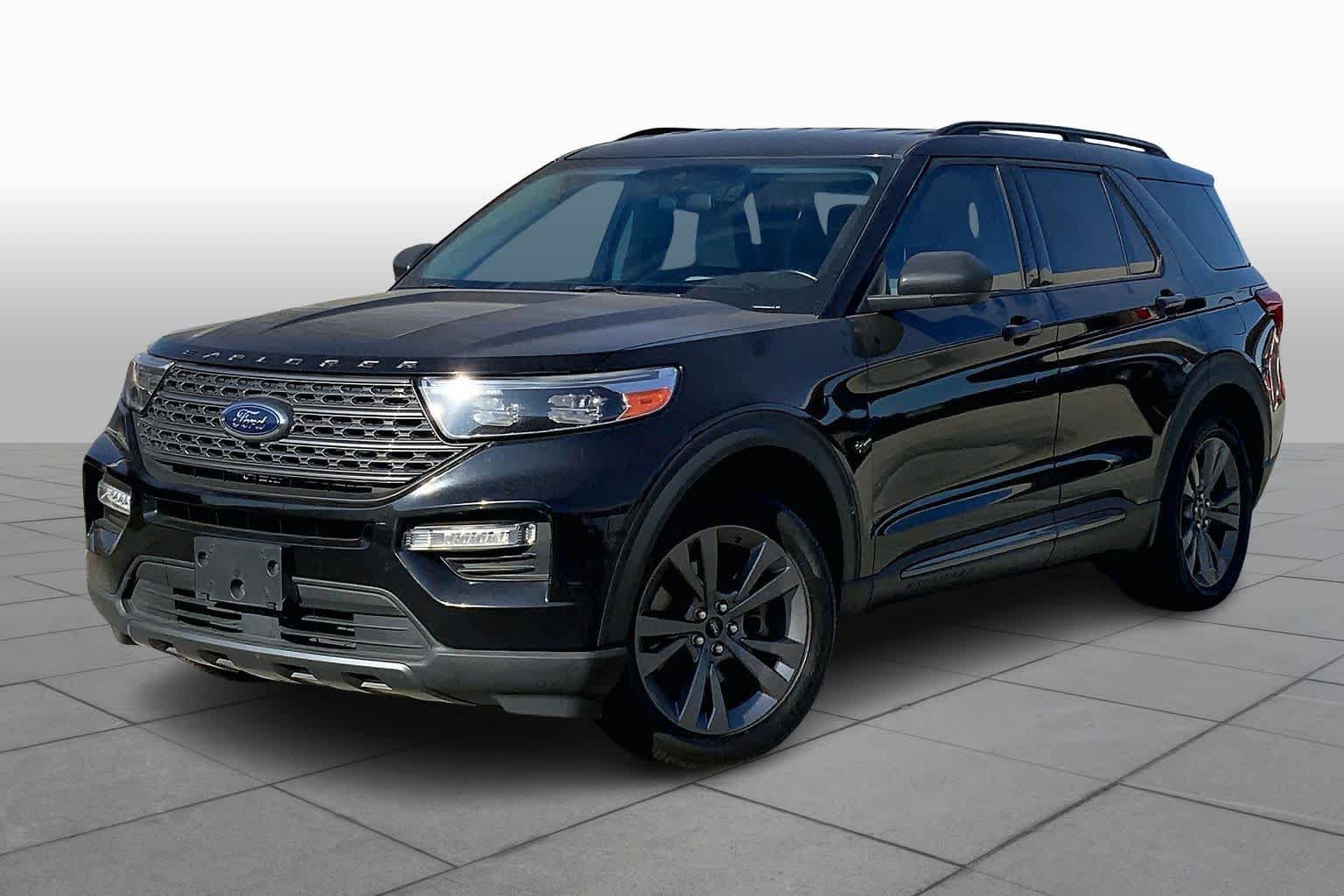 Used 2021 Ford Explorer XLT w/ Equipment Group 202A image 1
