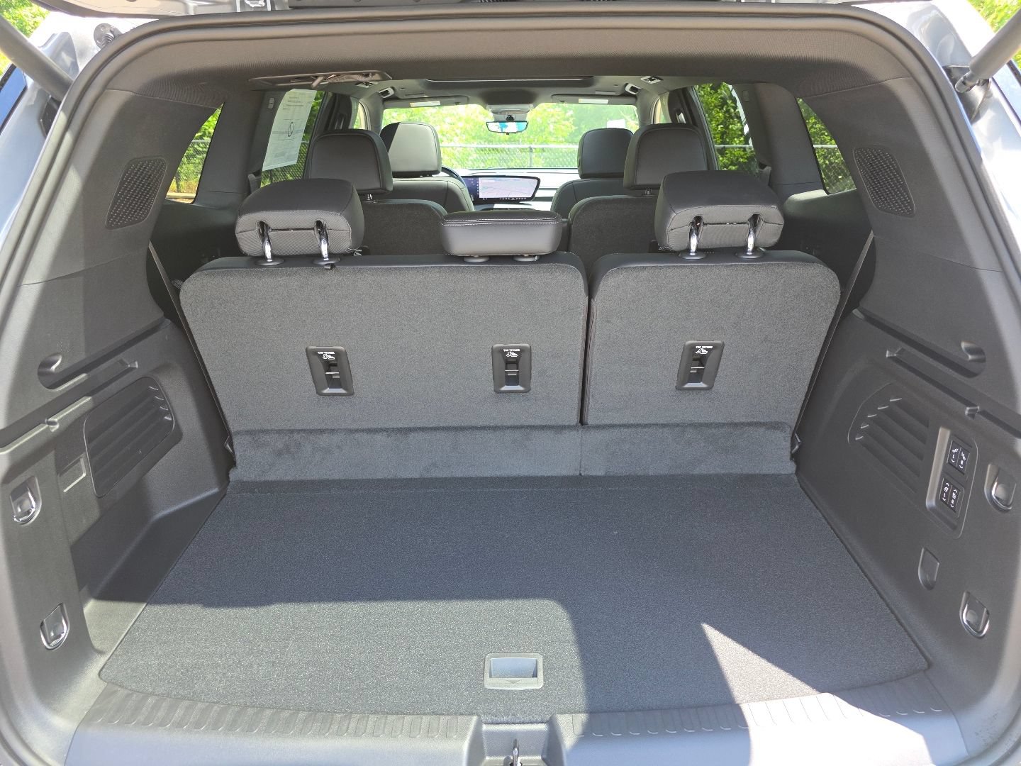 New 2026 Buick Enclave Avenir w/ Super Cruise Package AWD/4WD image 23
