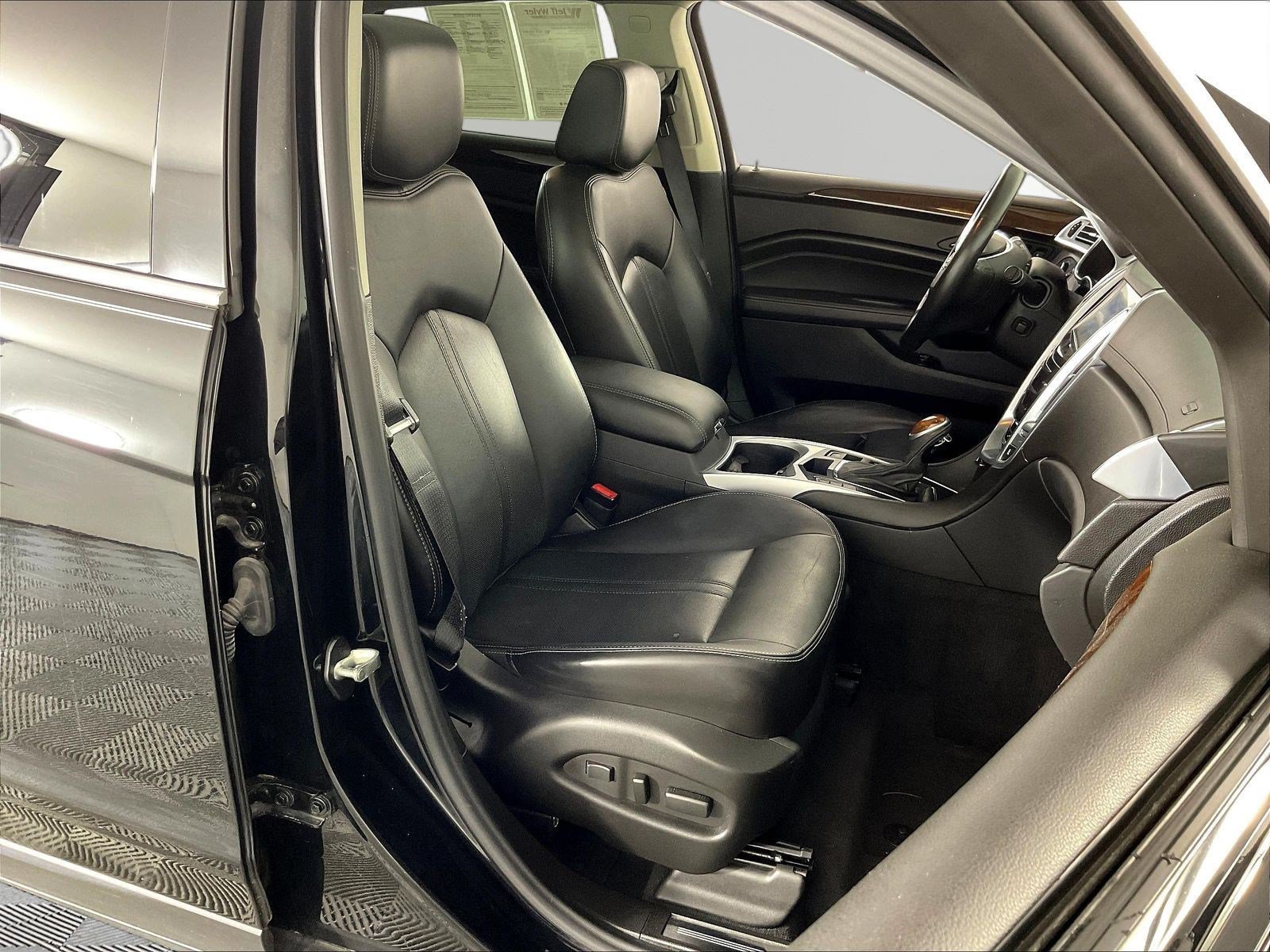 Used 2015 Cadillac SRX Performance w/ Driver Awareness Package AWD/4WD image 29