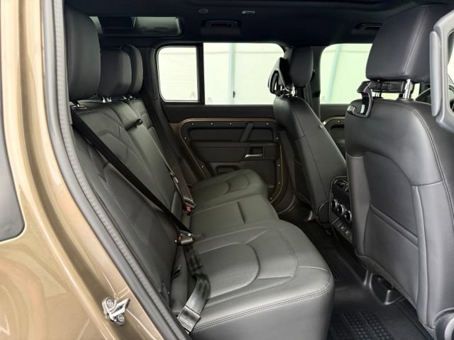 Used 2025 Land Rover Defender 110 S AWD/4WD image 26