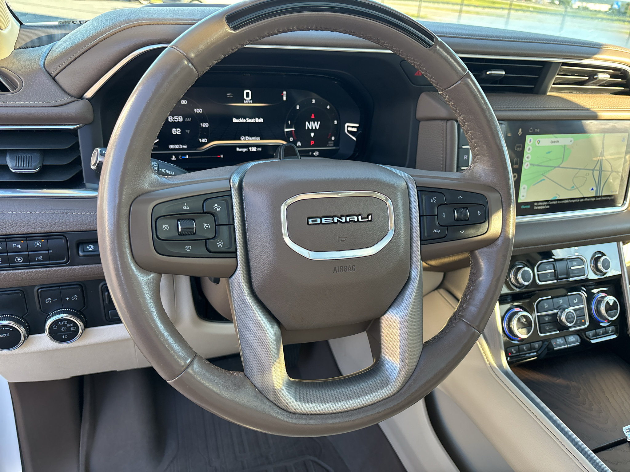 Used 2023 GMC Yukon XL Denali w/ Advanced Technology Package RWD image 11