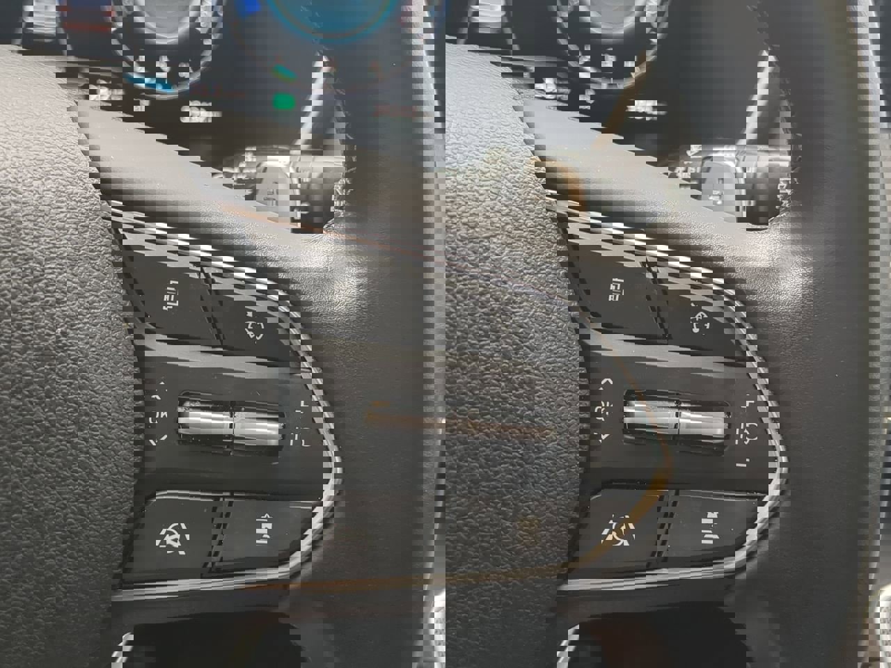 Certified 2021 Hyundai Santa Fe Limited w/ Cargo Package image 25