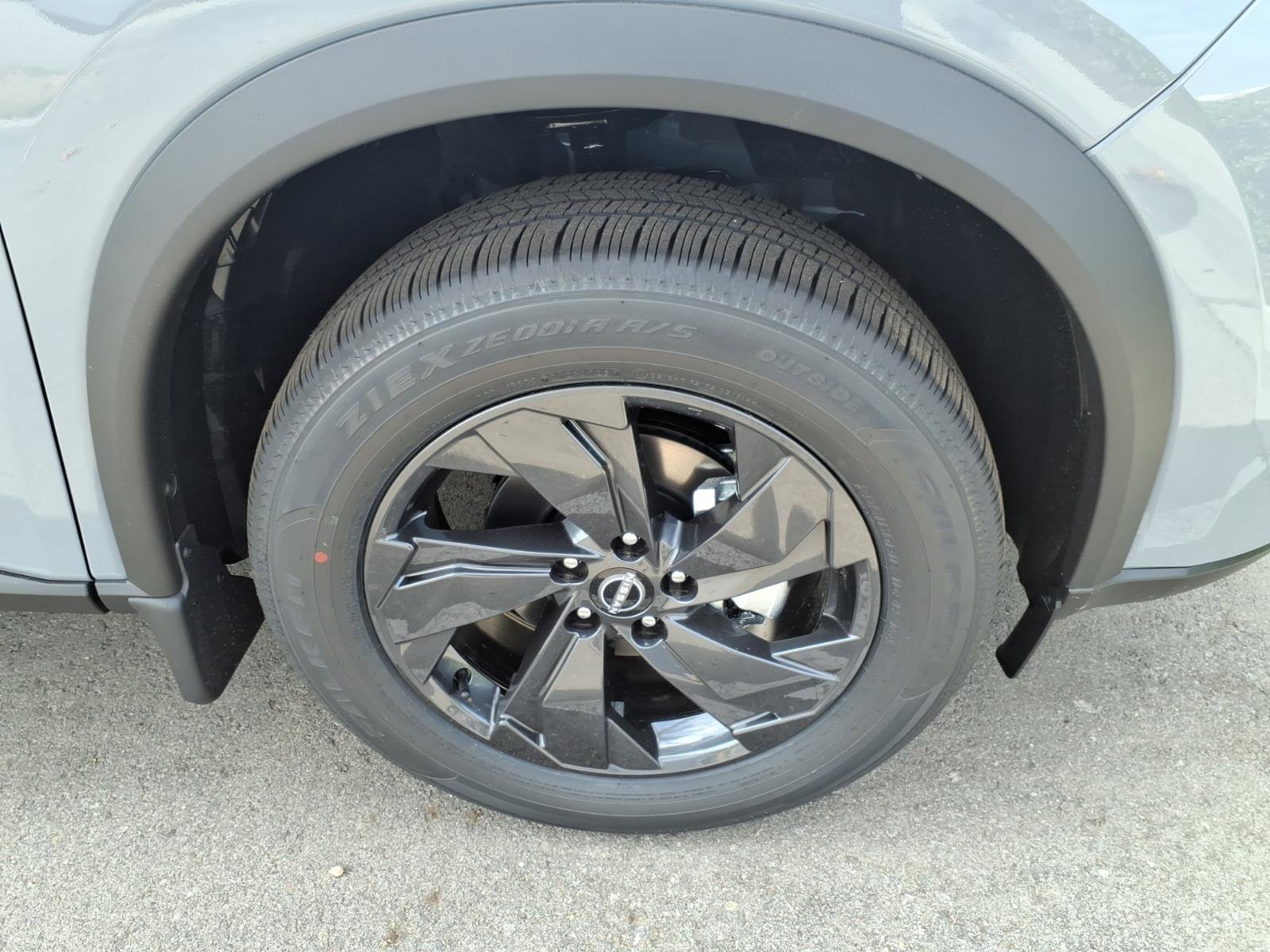 New 2026 Nissan Rogue SV FWD image 5