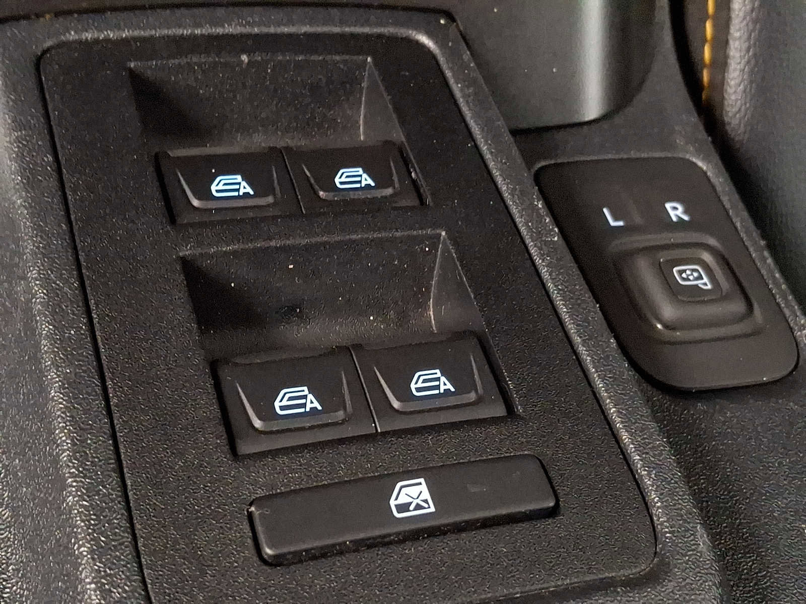 Used 2022 Ford Bronco Badlands image 22