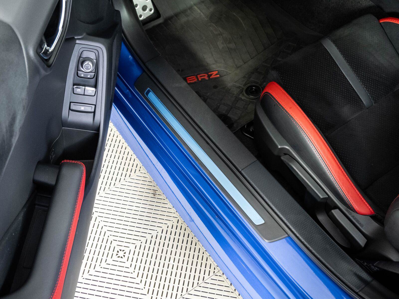 Used 2025 Subaru BRZ Limited RWD image 7