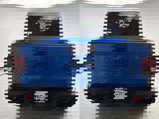 Used 2021 Jeep Gladiator Sport image 4