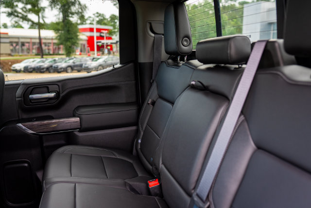 Used 2021 Chevrolet Silverado 1500 LTZ RWD image 25
