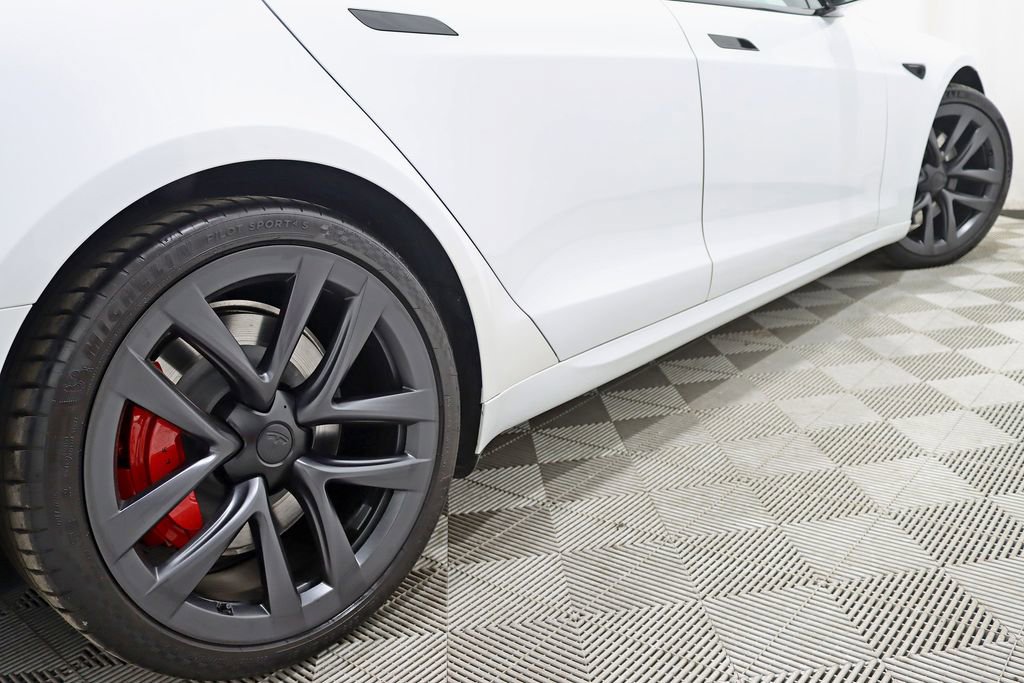 Used 2023 Tesla Model S Plaid image 11