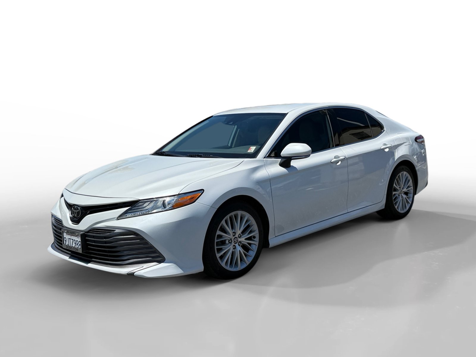 Used 2020 Toyota Camry XLE