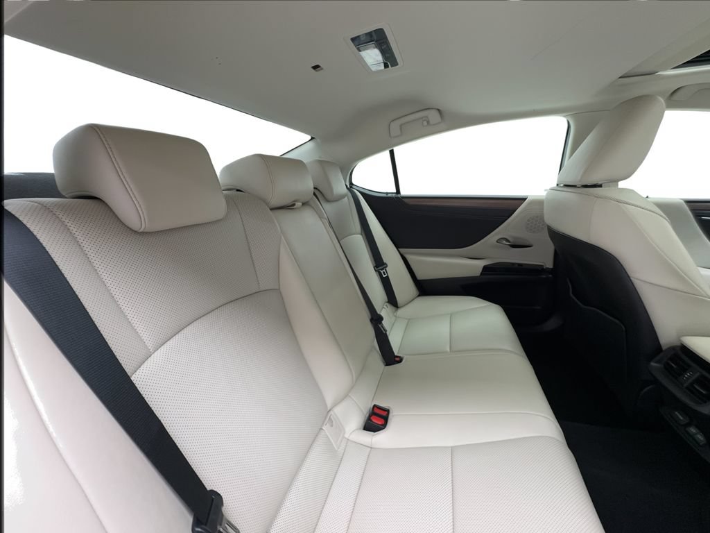 Used 2024 Lexus ES 250 w/ Premium Package AWD/4WD image 27
