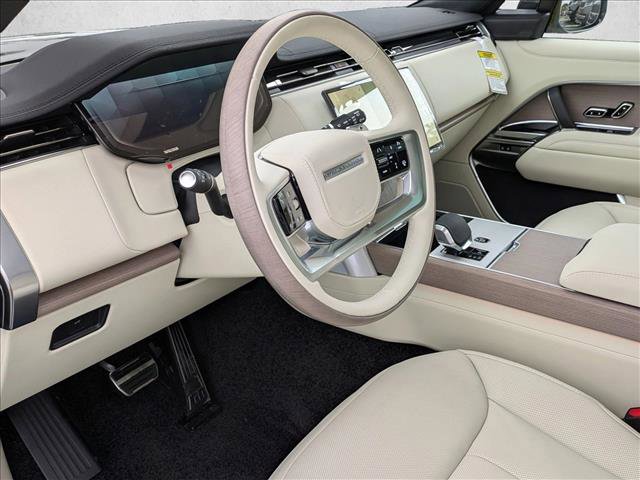 New 2026 Land Rover Range Rover SE image 3