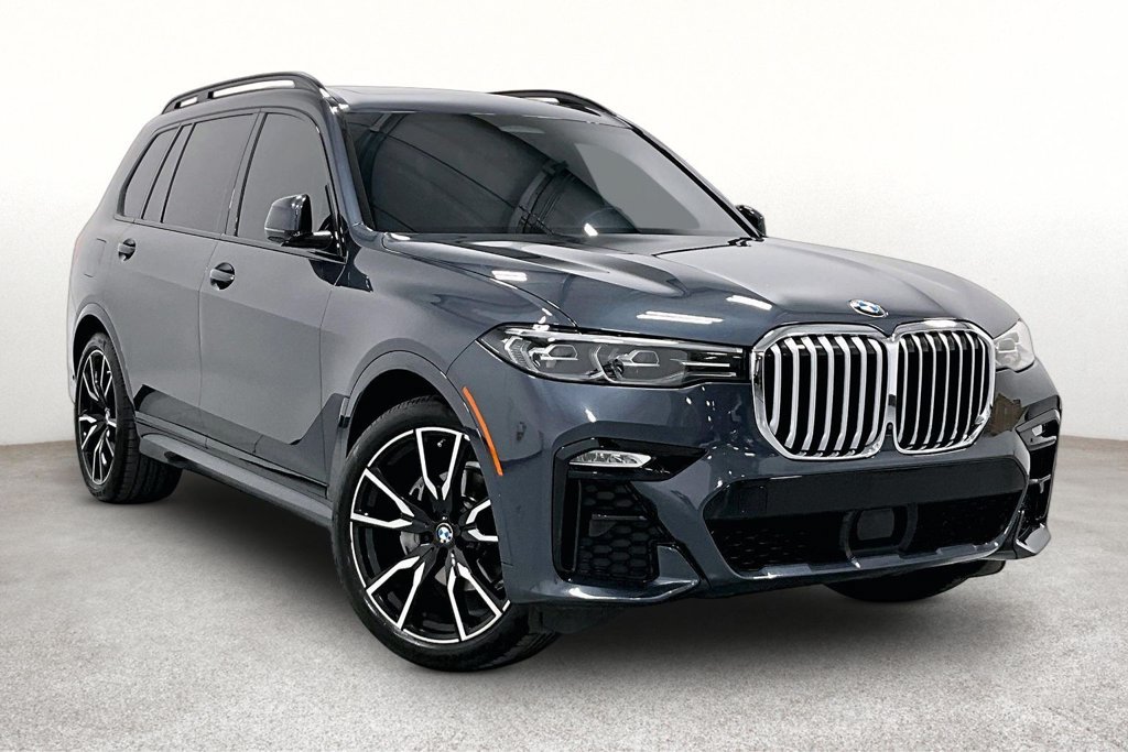 Used 2022 BMW X7 xDrive40i w/ M Sport Package AWD/4WD image 1
