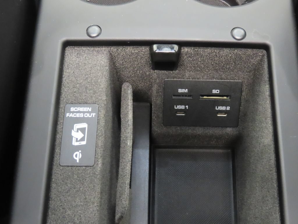 Certified 2026 Porsche Macan AWD/4WD image 30