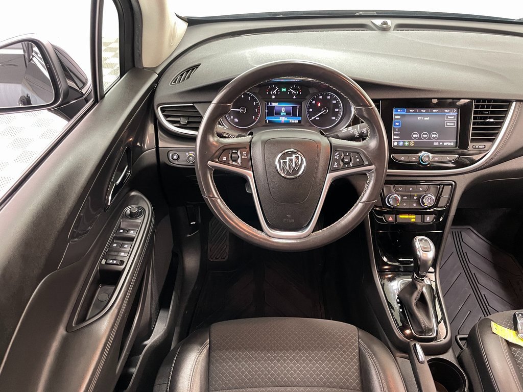 Certified 2022 Buick Encore Preferred w/ Safety Package image 18