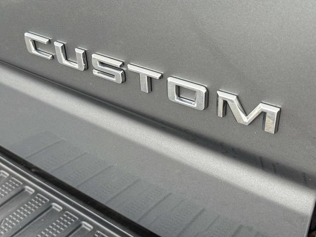 Used 2020 Chevrolet Silverado 1500 Custom AWD/4WD image 31
