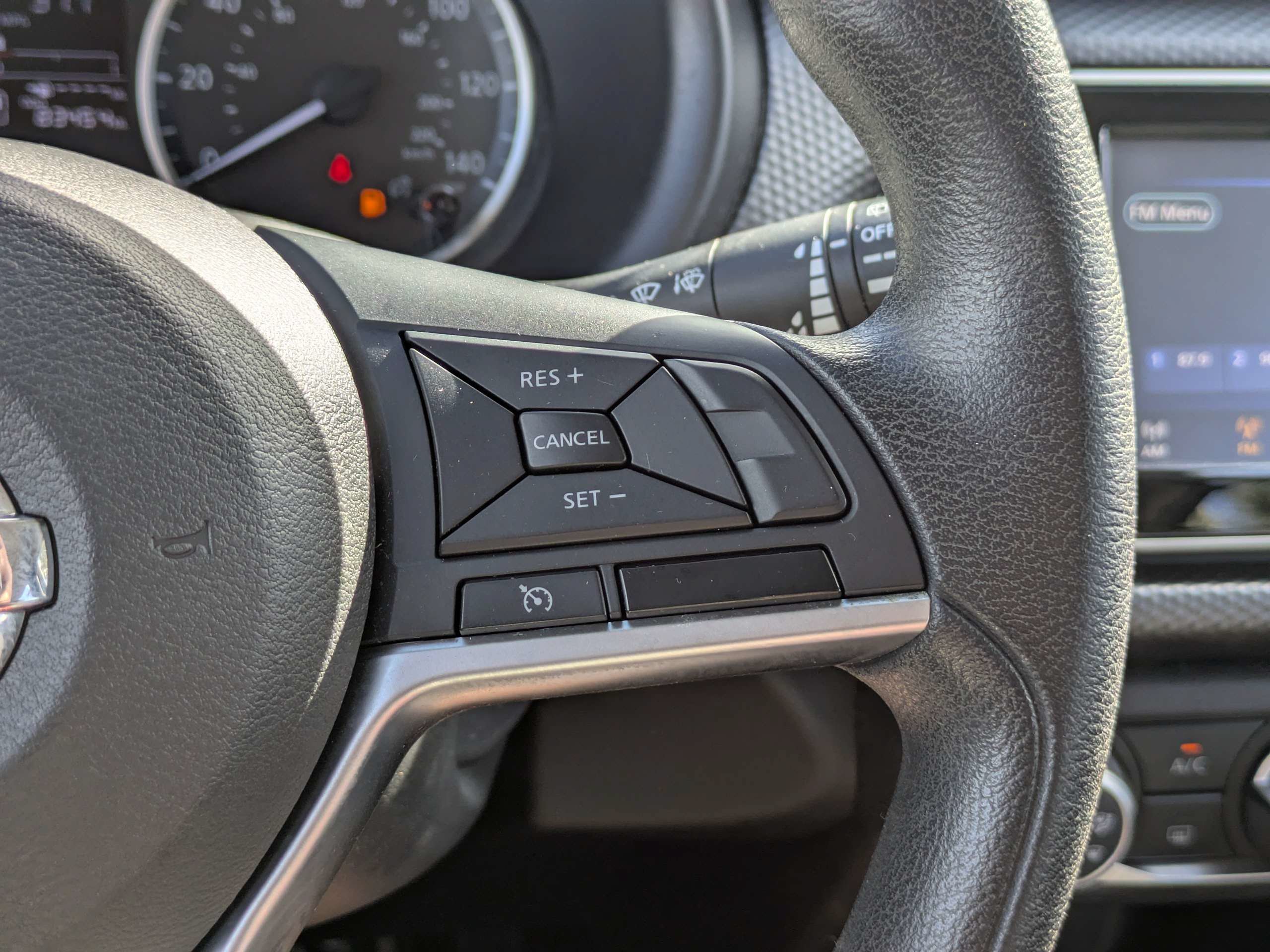 Used 2020 Nissan Kicks S FWD image 27