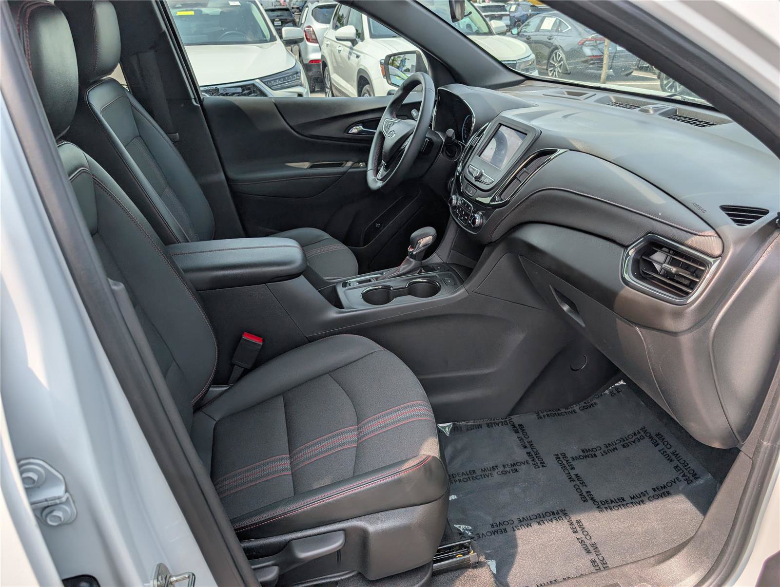 Used 2023 Chevrolet Equinox RS AWD/4WD image 10