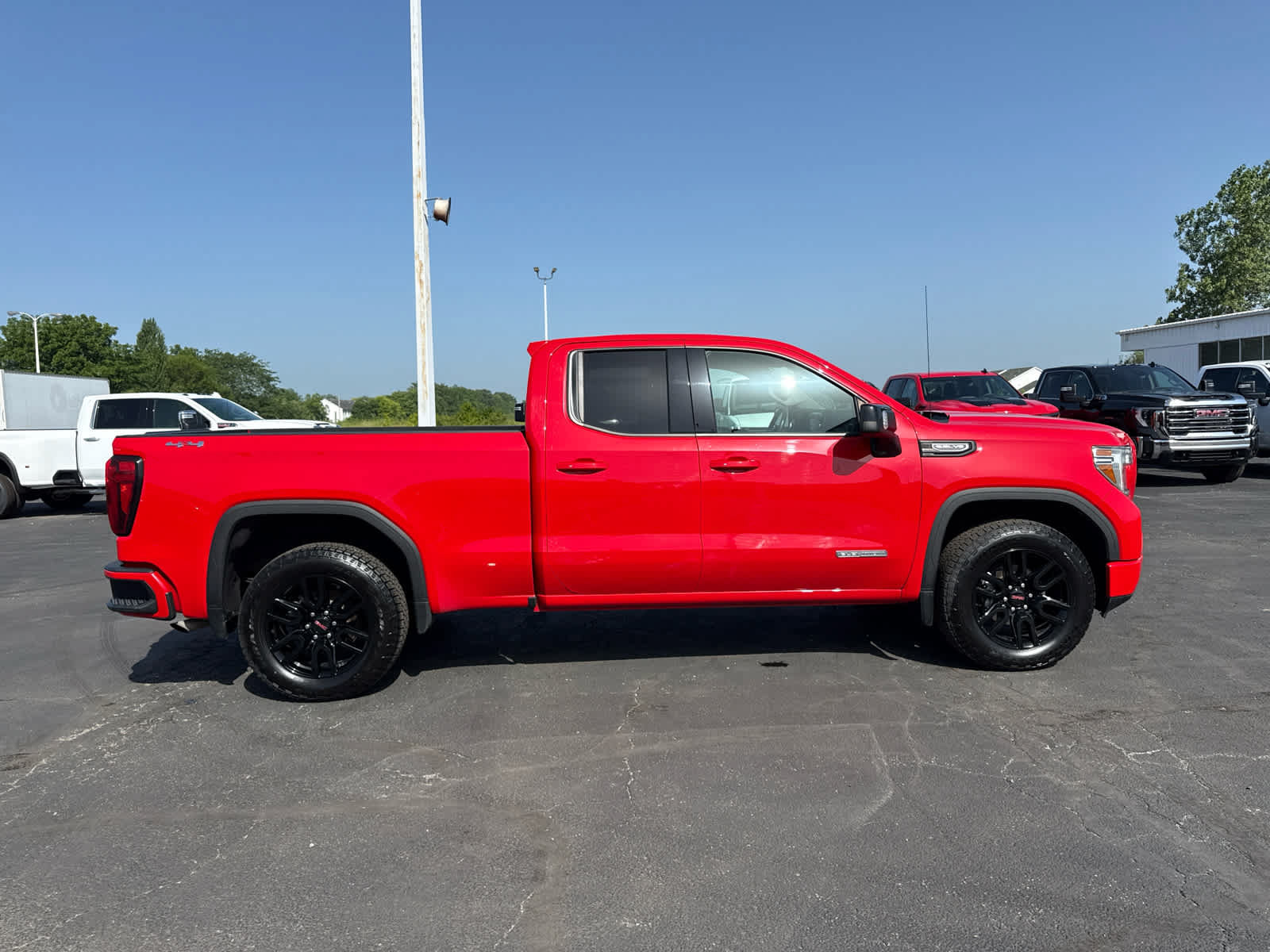 Certified 2021 GMC Sierra 1500 Elevation w/ Driver Alert Package I AWD/4WD image 6