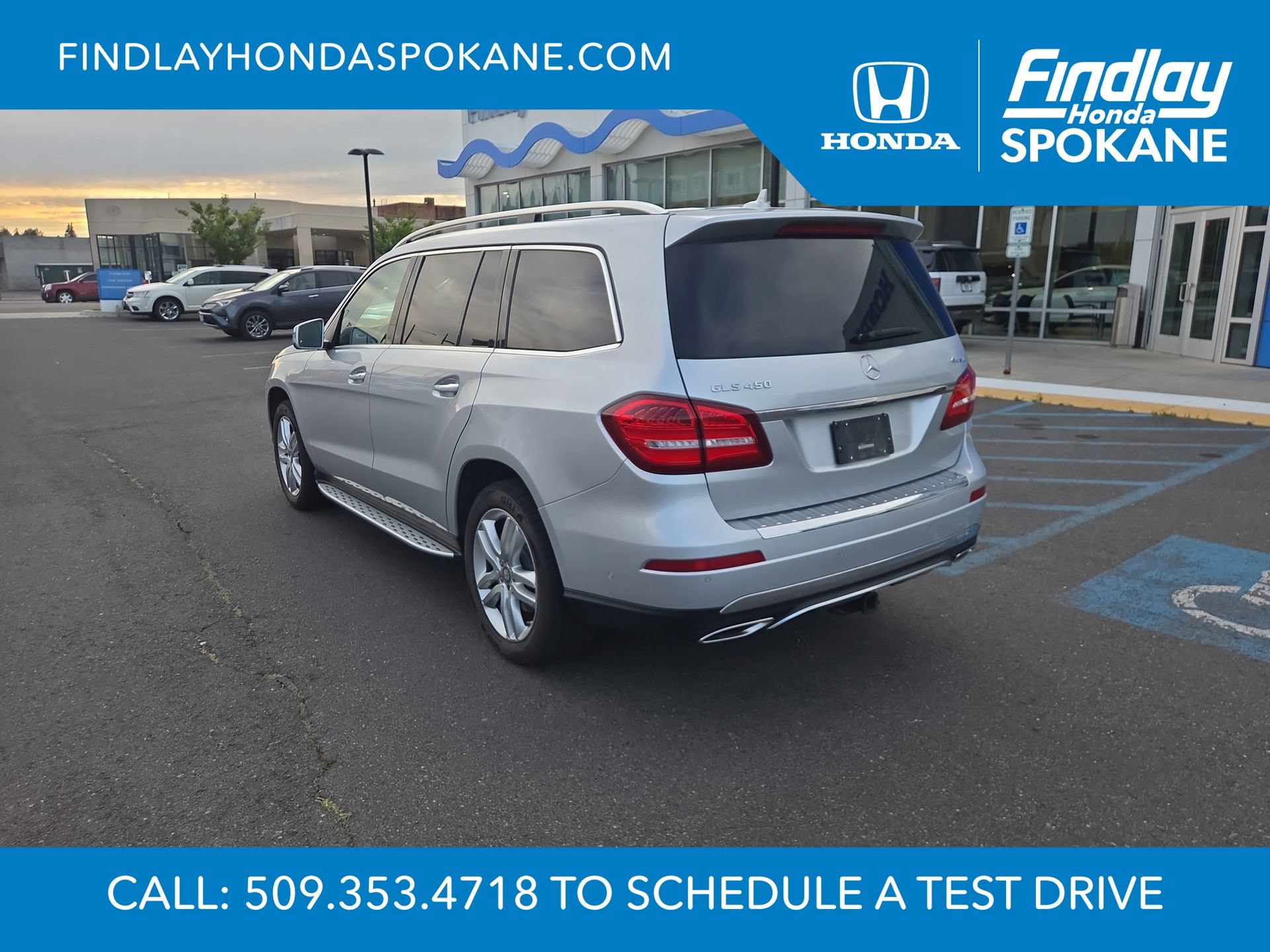 Used 2017 Mercedes-Benz GLS 450 4MATIC image 3