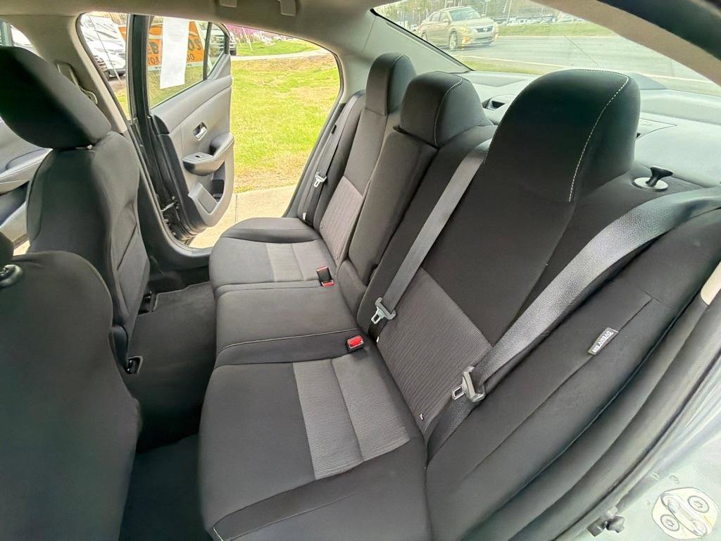 Used 2021 Nissan Sentra SV image 28