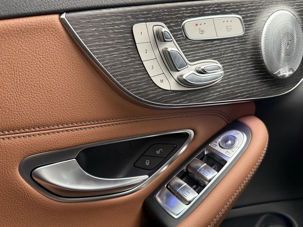 Used 2023 Mercedes-Benz C 300 4MATIC Cabriolet image 23