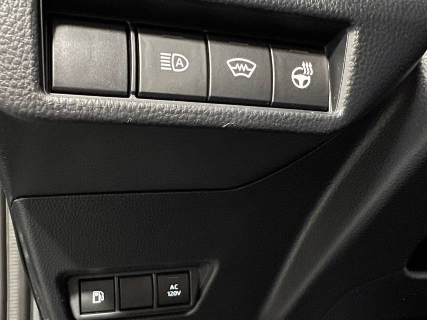 New 2026 Toyota Prius Plug-In Hybrid FWD image 34