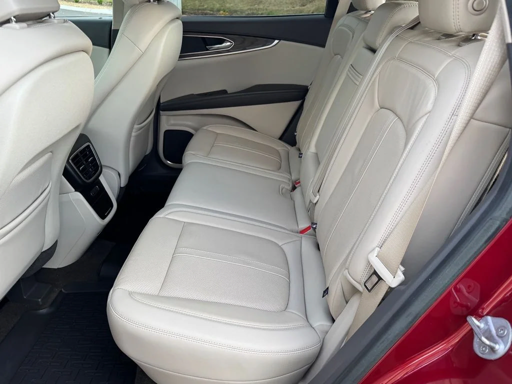 Used 2019 Lincoln Nautilus Reserve AWD/4WD image 10