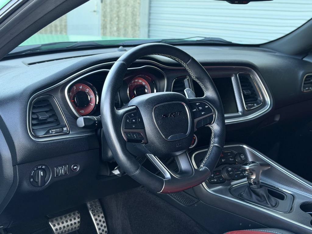 Used 2016 Dodge Challenger SRT Hellcat RWD image 34
